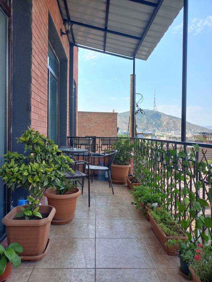 Annamari Appartement Tbilisi Buitenkant foto