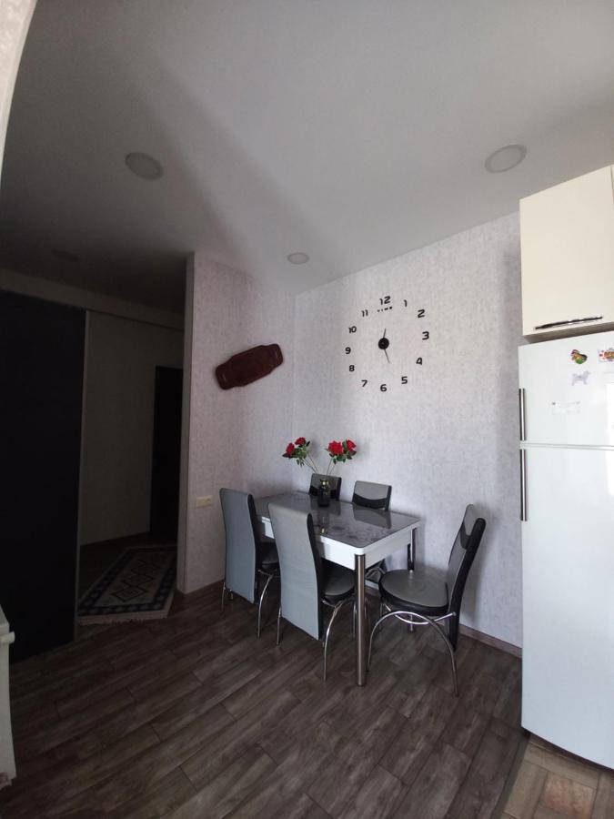 Annamari Appartement Tbilisi Buitenkant foto