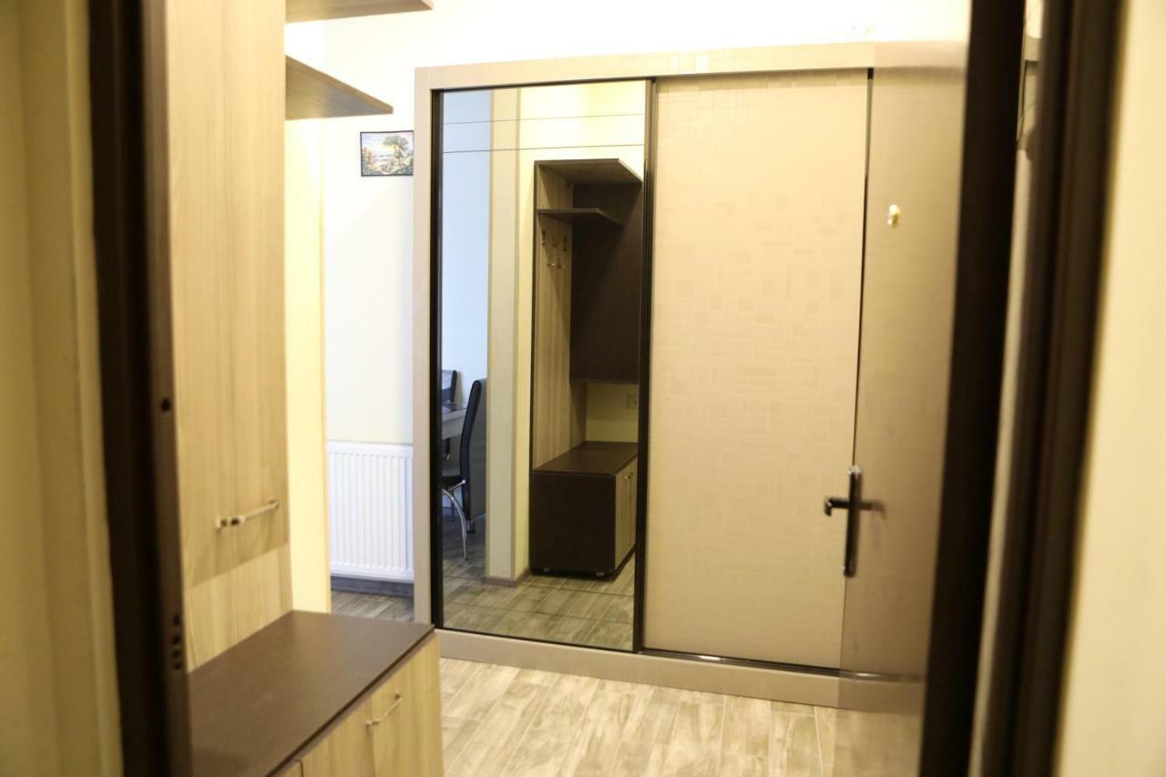 Annamari Appartement Tbilisi Buitenkant foto