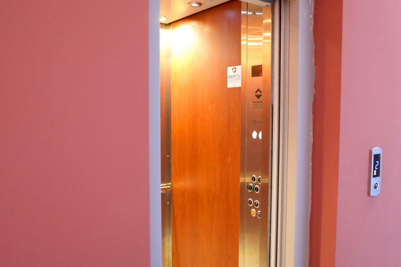 Annamari Appartement Tbilisi Buitenkant foto